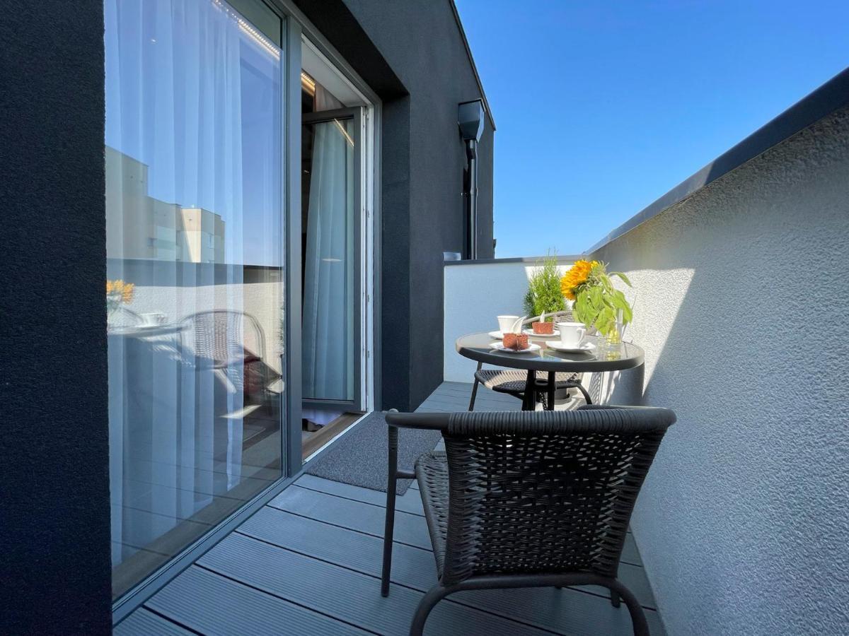 Apartamenty Morzeblizej Kolobrzeg Luaran gambar